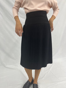 Side Pleat